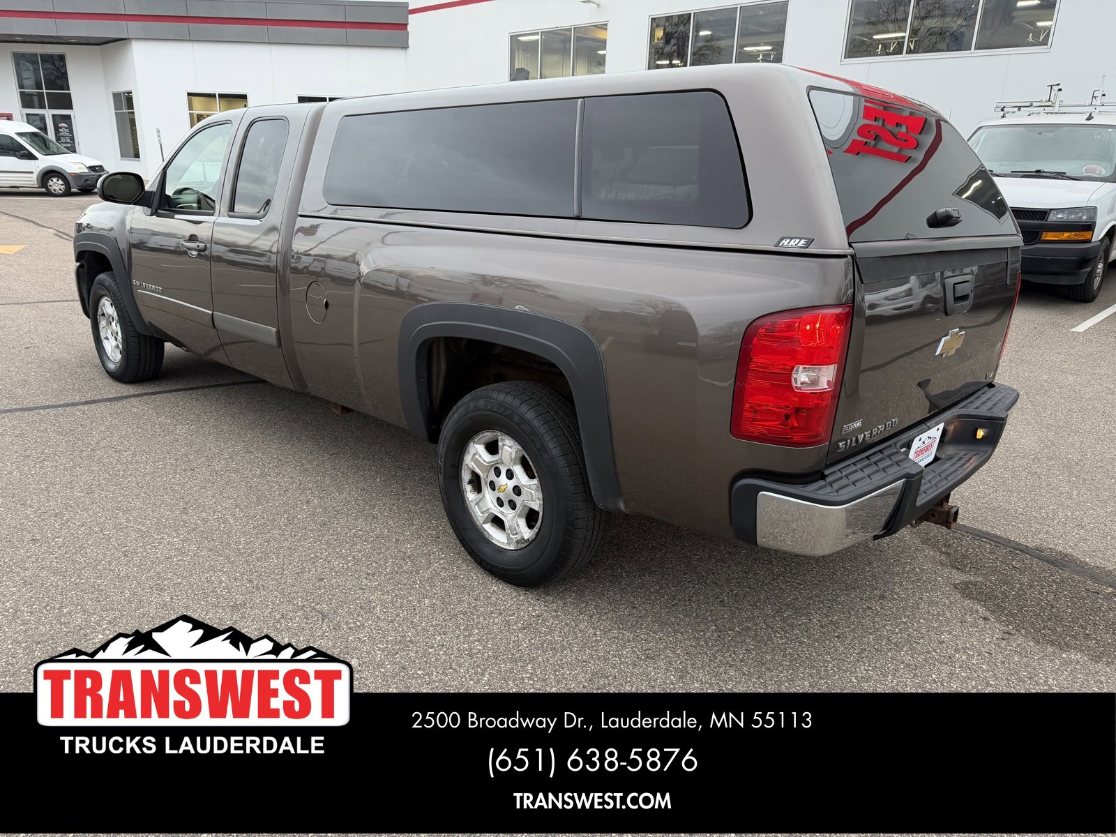 Used 2007 Chevrolet Silverado 1500 LTZ w/ EZ-Lift Tailgate Package image 3