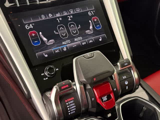 Used 2020 Lamborghini Urus AWD/4WD image 22