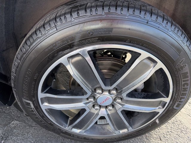 Used 2018 GMC Acadia Denali w/ Technology Package image 28