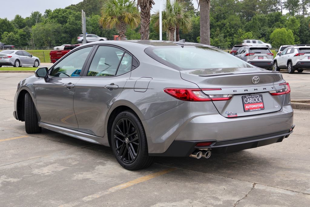 Used 2025 Toyota Camry SE FWD image 25
