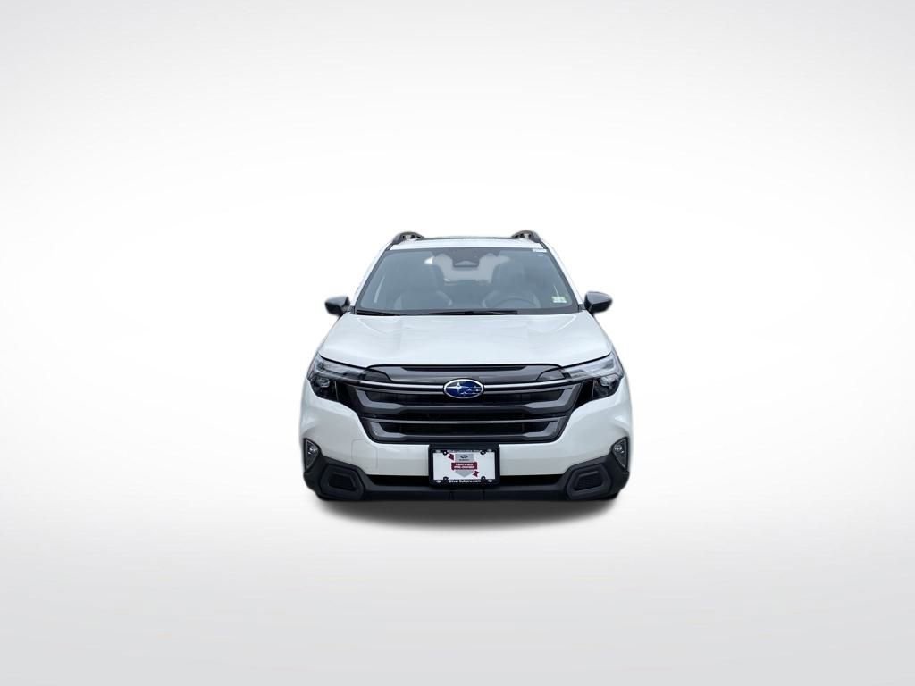 Certified 2025 Subaru Forester Limited image 4