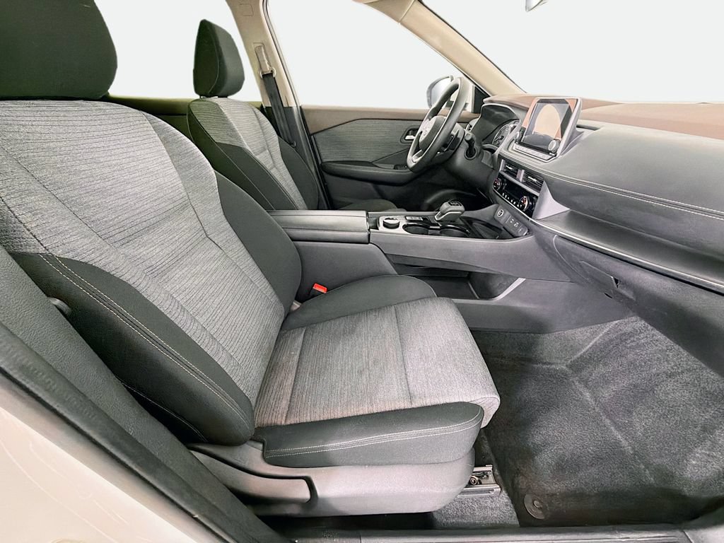 Used 2023 Nissan Rogue SV AWD/4WD image 21