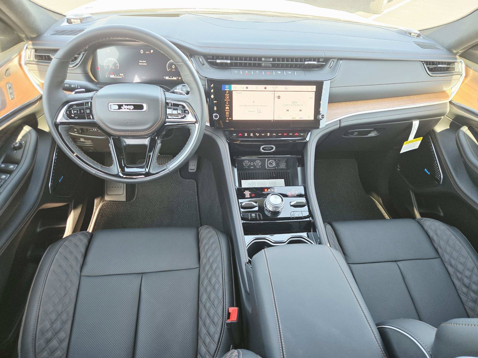 New 2027 Jeep Grand Cherokee Summit AWD/4WD image 11