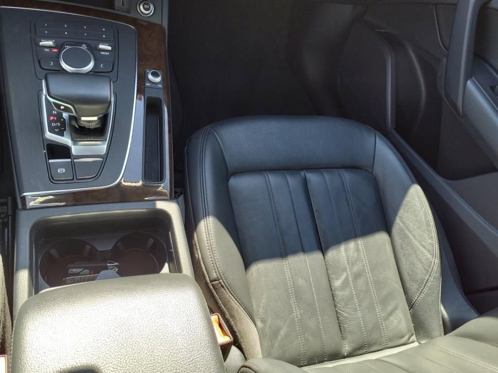 Used 2020 Audi Q5 2.0T Premium image 21