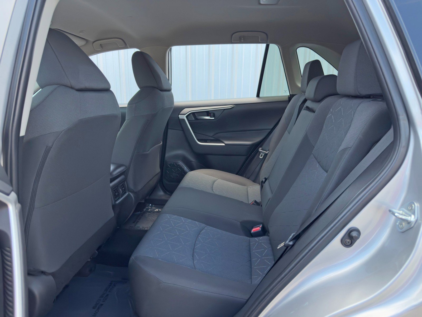 Used 2024 Toyota RAV4 XLE image 30