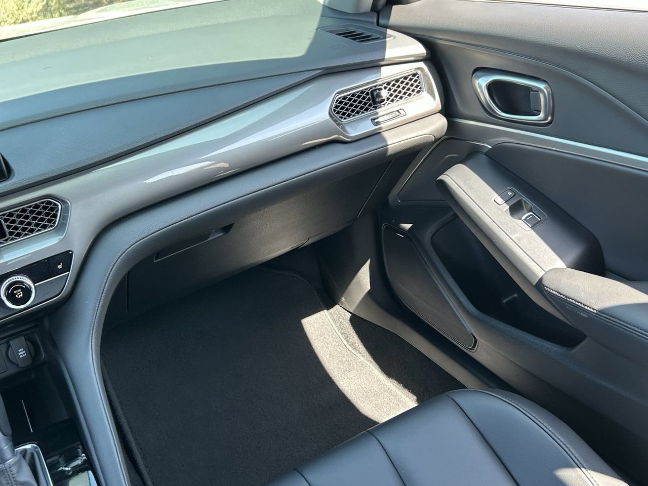 Certified 2026 Acura Integra FWD image 17