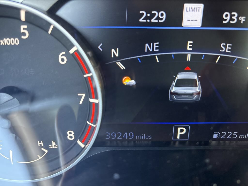 Used 2023 Nissan Altima 2.0 SR FWD image 15