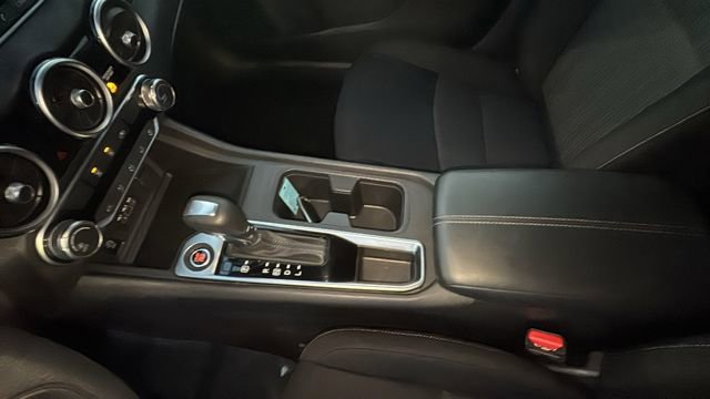 Used 2024 Nissan Sentra SV image 24
