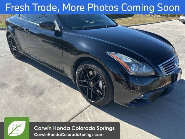 Used 2013 INFINITI G37 x w/ Premium Pkg