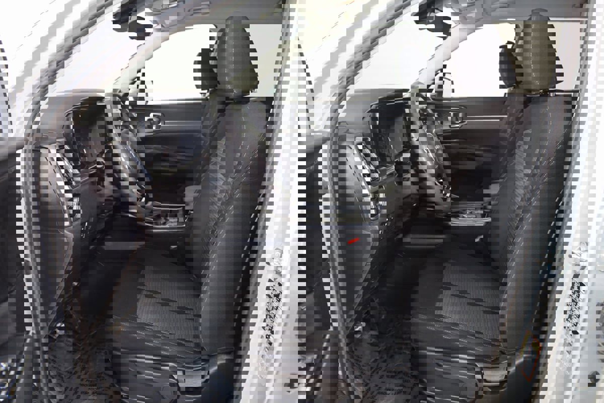 Used 2022 Kia Sorento LX image 9