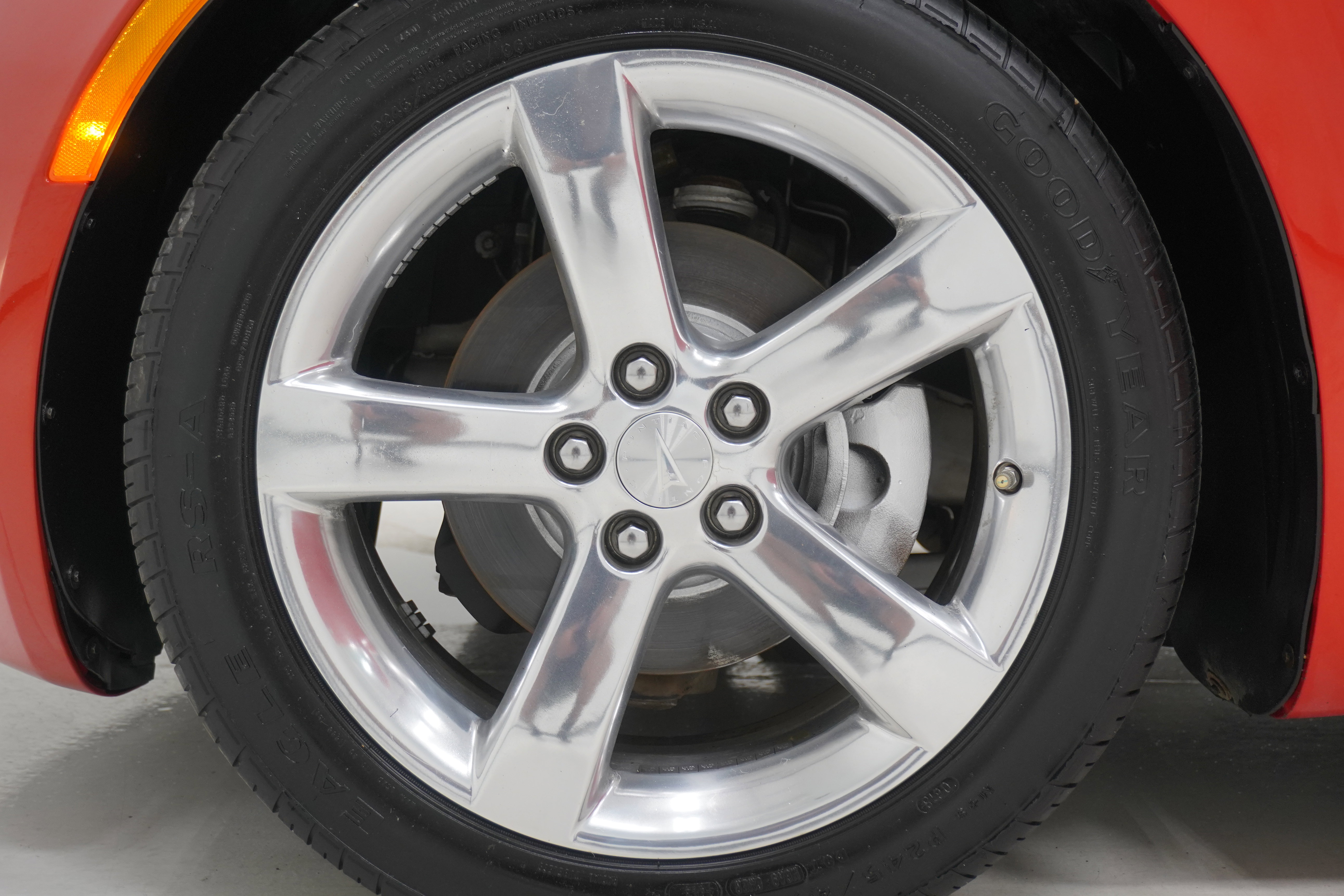 Used 2008 Pontiac Solstice GXP w/ Premium Package image 23