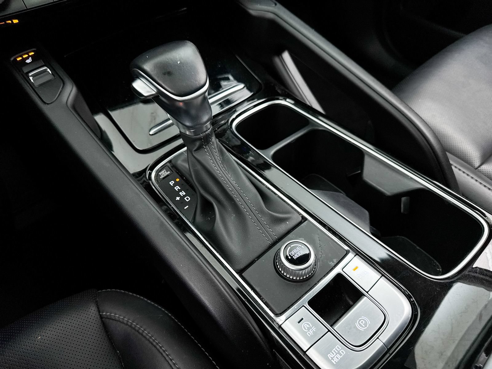 Certified 2024 Kia Telluride S w/ S Sunroof Package FWD image 28