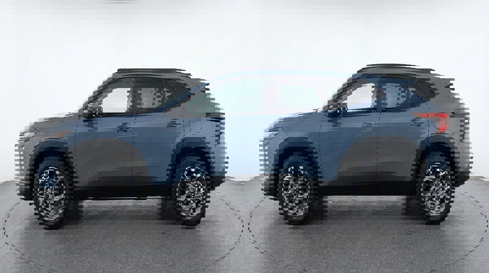 Used 2025 Chevrolet Trax LT w/ LT Convenience Package image 4