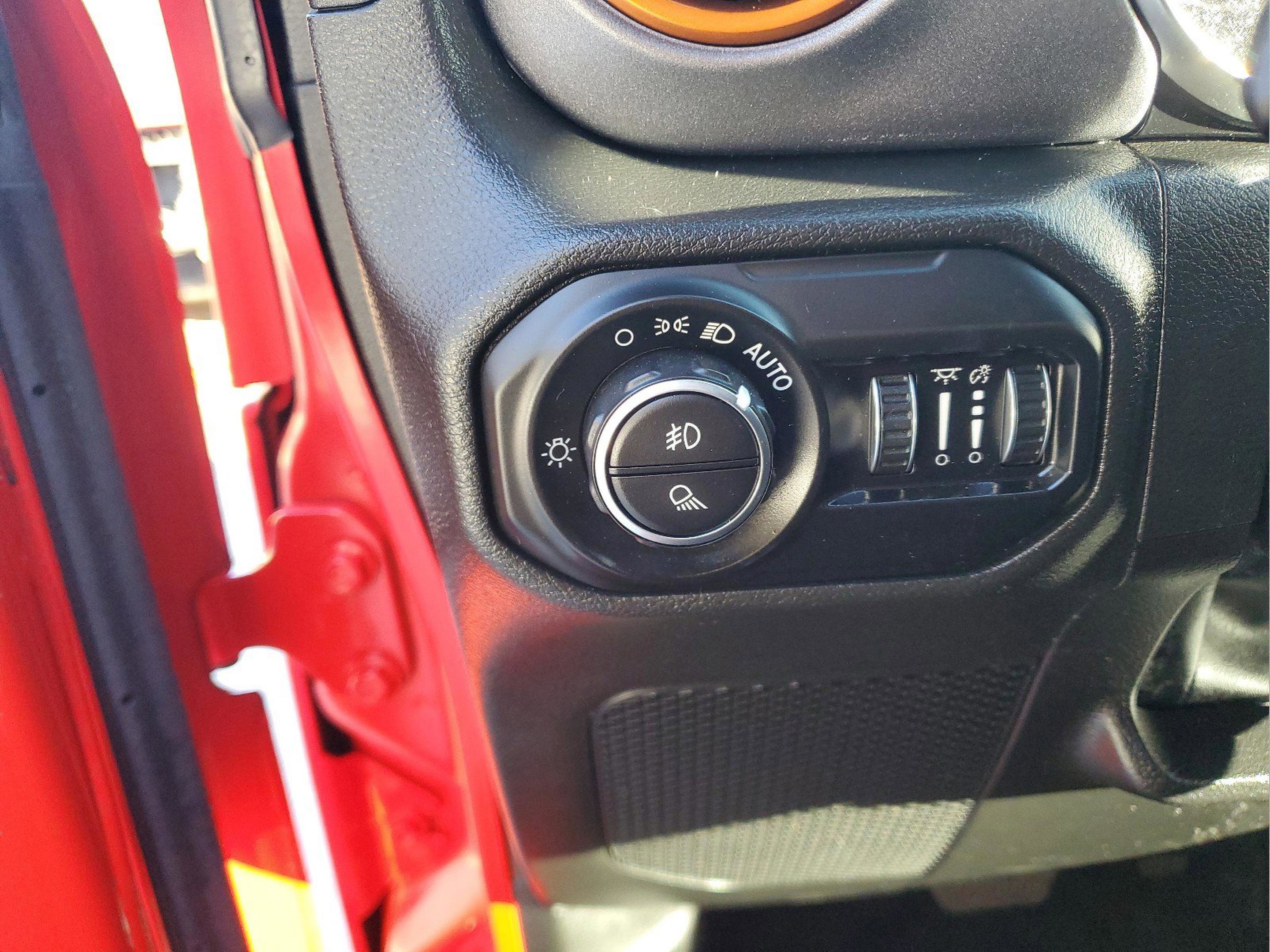 Certified 2022 Jeep Gladiator Mojave w/ LED Lighting Group image 31