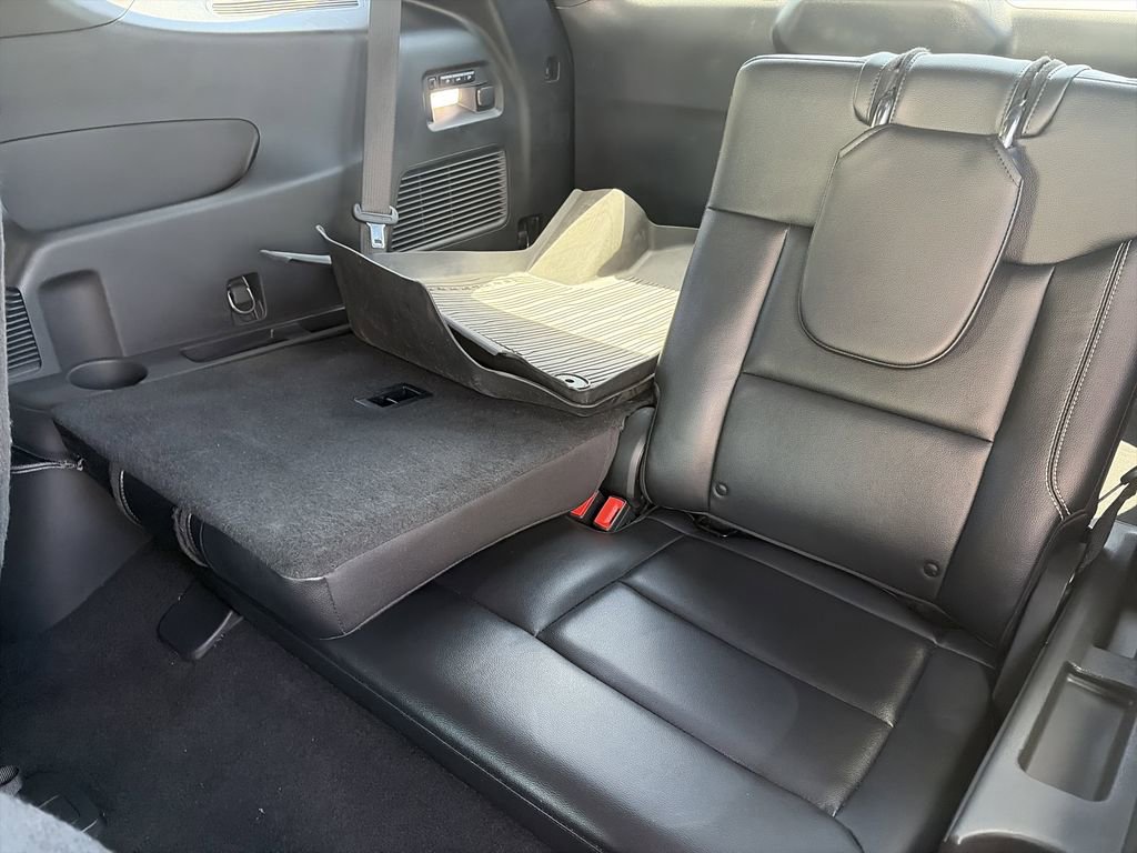 Used 2021 Ford Explorer ST w/ Equipment Group 401A AWD/4WD image 32