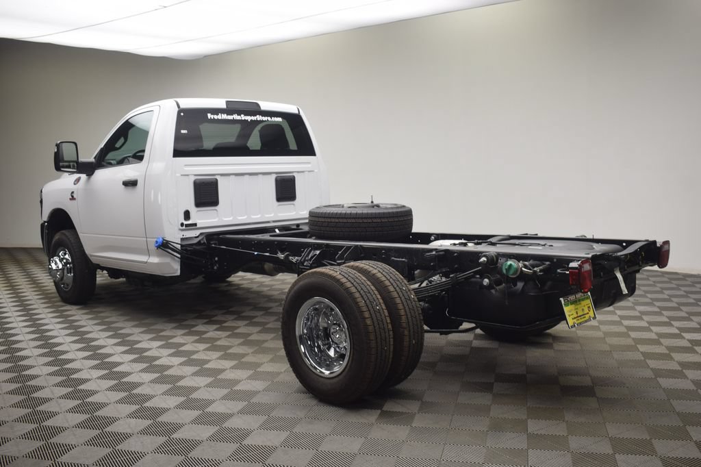 New 2026 RAM 3500 Tradesman w/ Chrome Appearance Group A AWD/4WD image 11