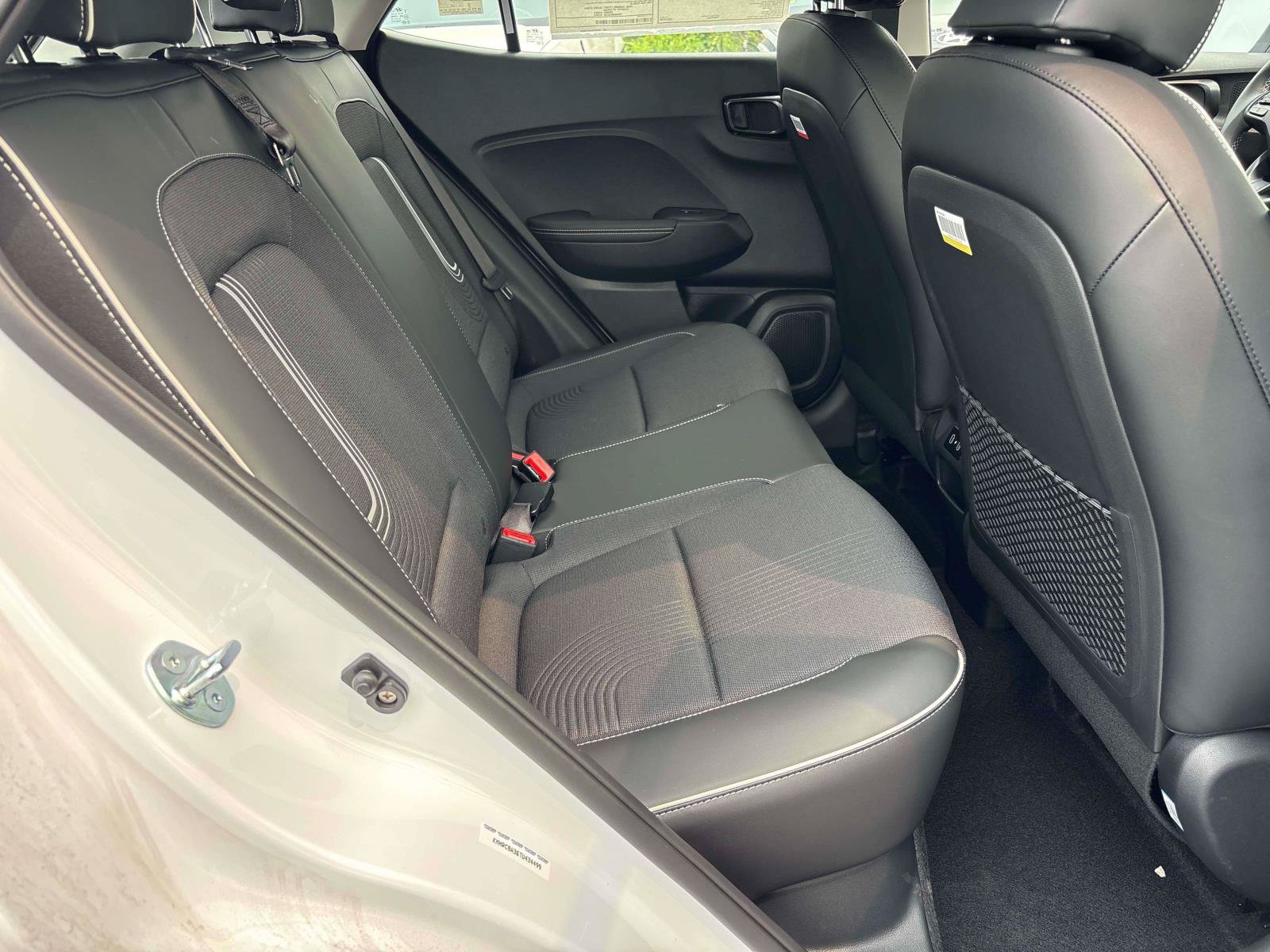 Used 2026 Hyundai Venue SEL FWD image 12