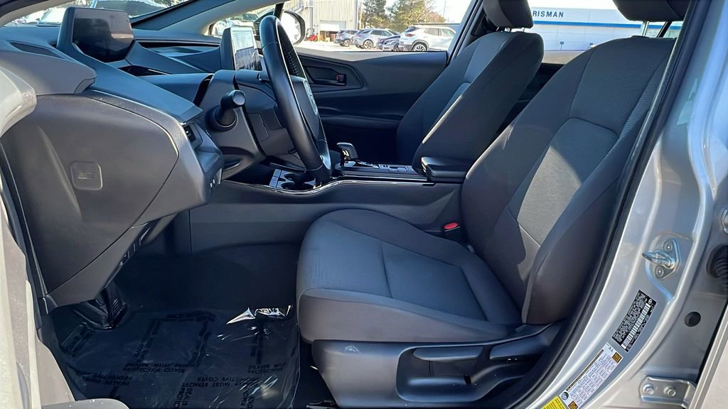 Used 2024 Toyota Prius LE image 16