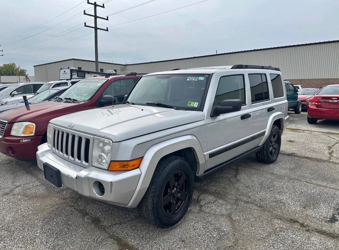Used 2006 Jeep Commander 4WD image 1