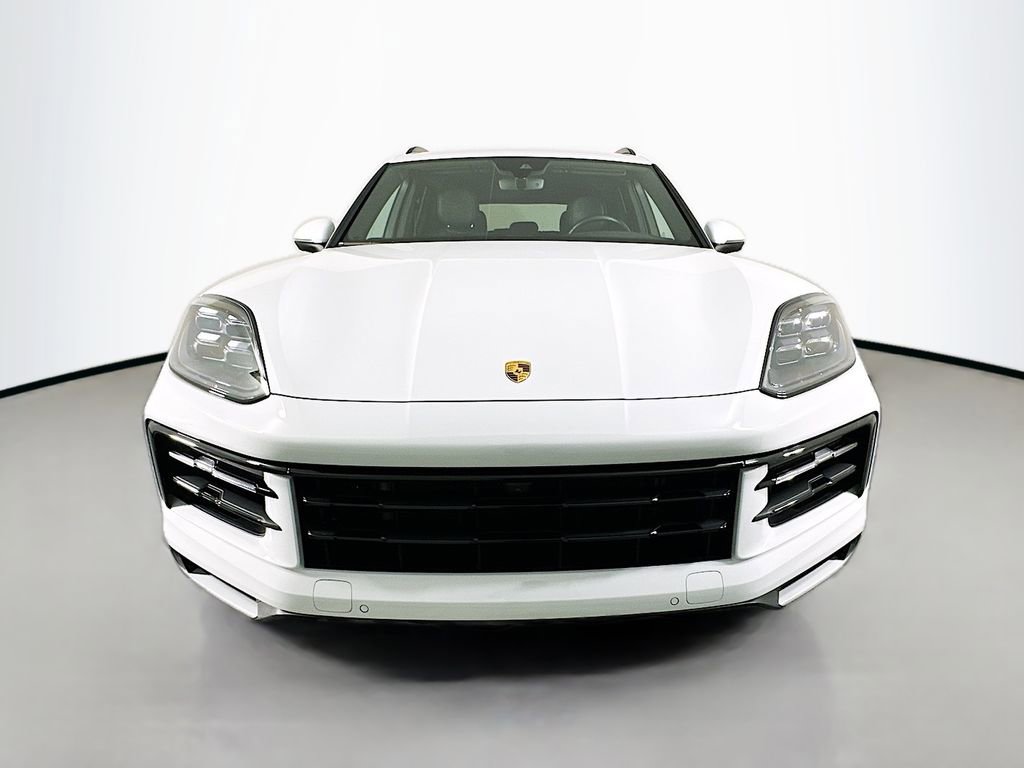 Certified 2024 Porsche Cayenne AWD/4WD image 7