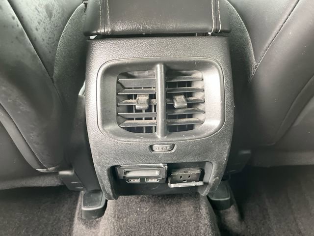 Used 2019 Jeep Cherokee Limited image 22