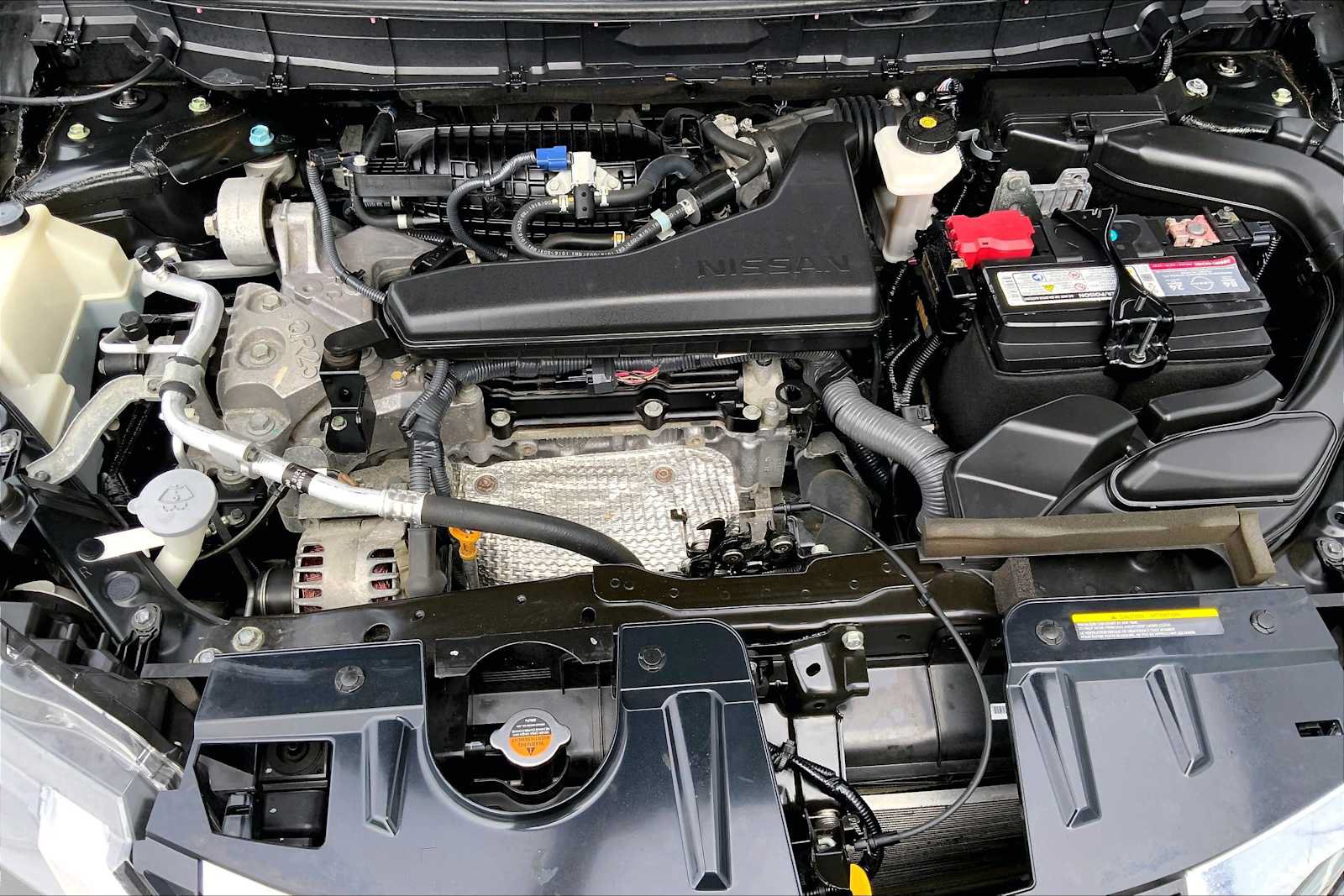 Used 2019 Nissan Rogue SV AWD/4WD image 30