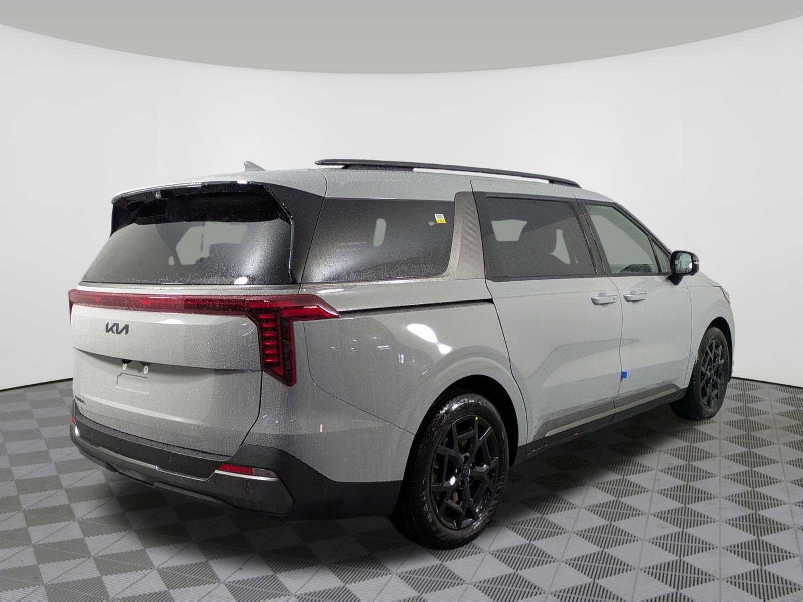 New 2025 Kia Carnival SX Prestige FWD image 32