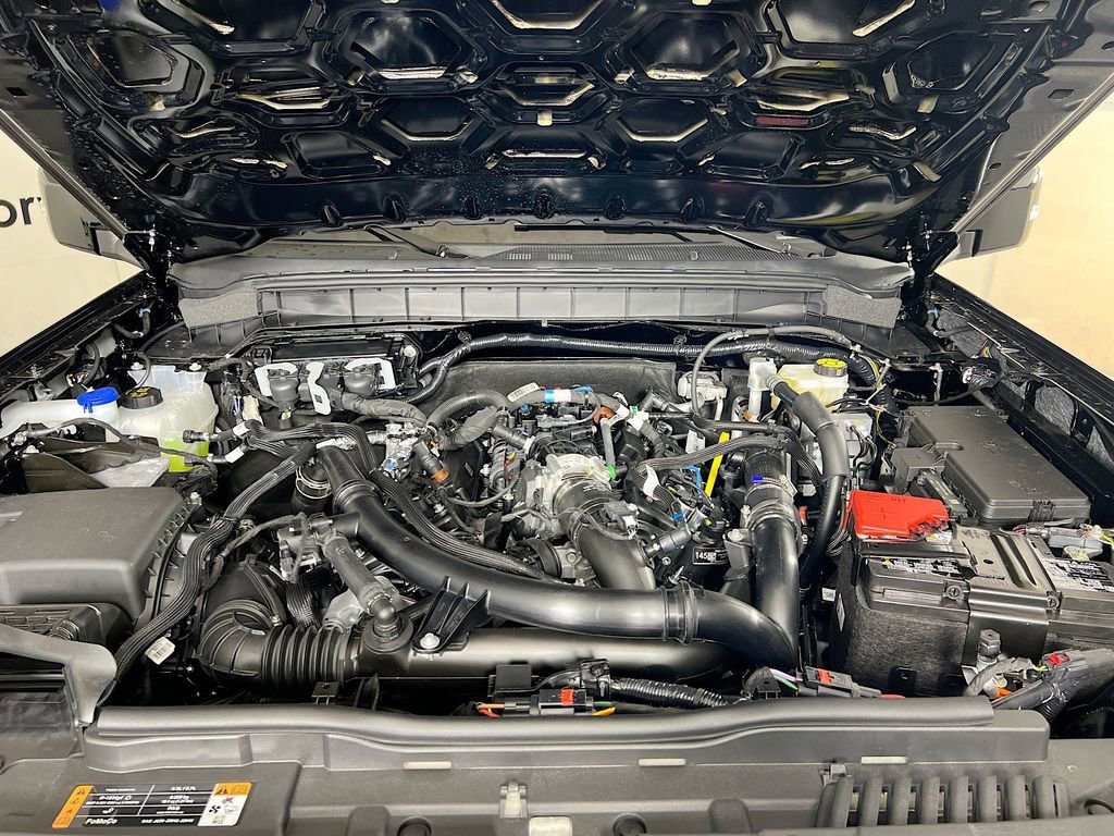 New 2025 Ford Bronco Outer Banks w/ Sasquatch Package image 5