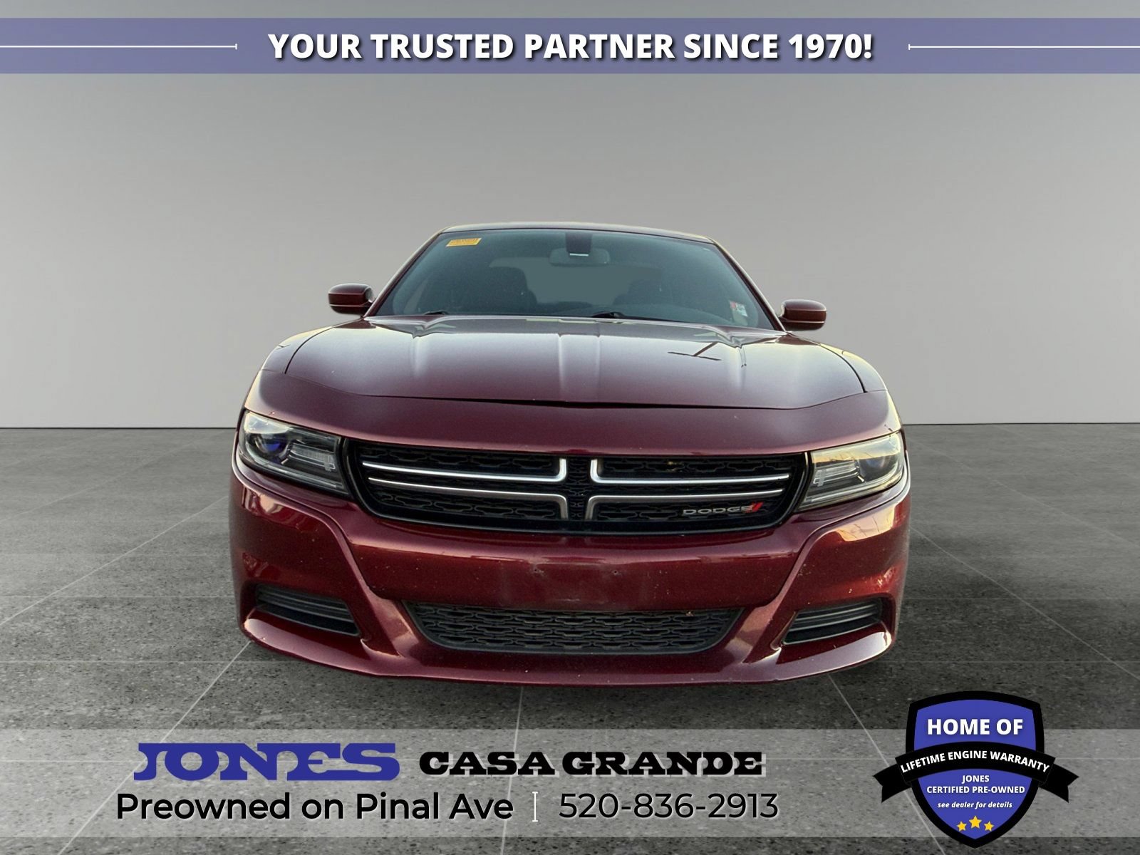 Used 2017 Dodge Charger SE RWD image 8