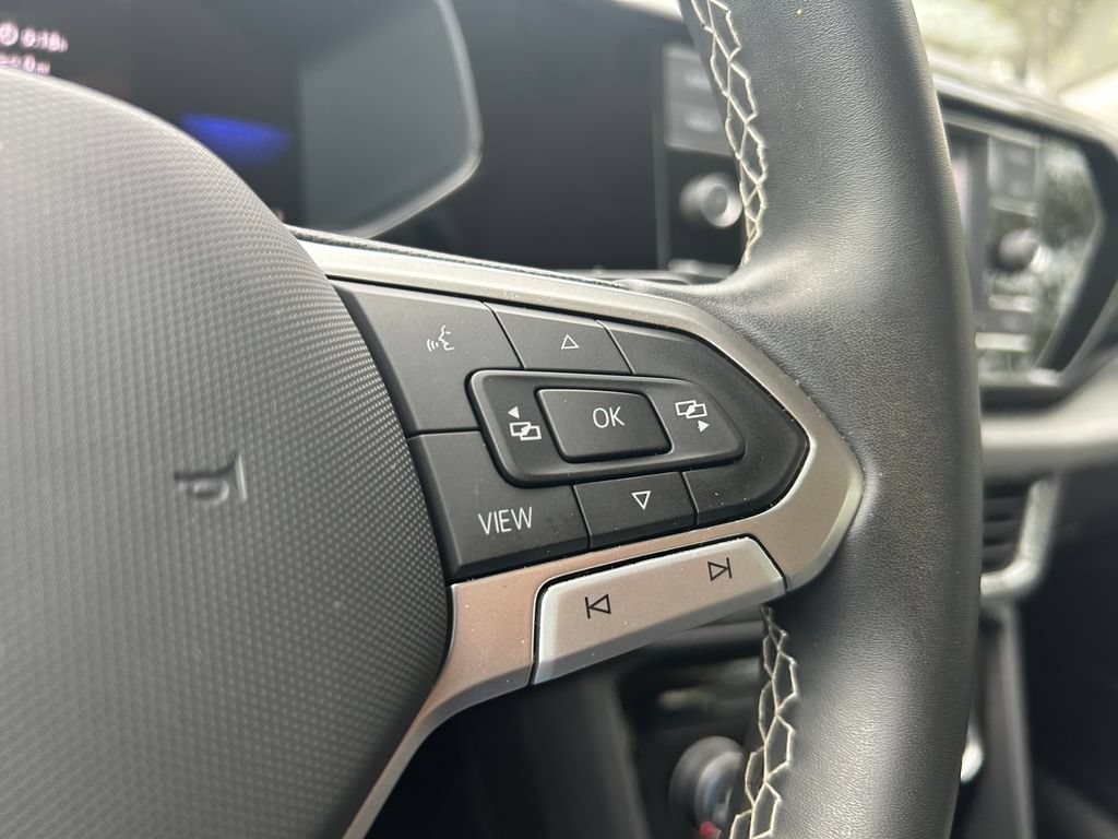 Certified 2023 Volkswagen Taos S FWD image 21