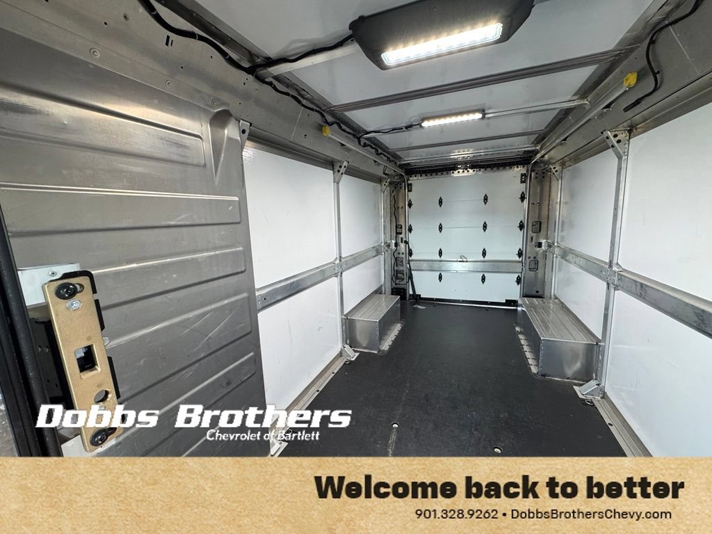 Used 2024 Chevrolet Brightdrop 600 w/ Commercial Equipment Package AWD/4WD image 34