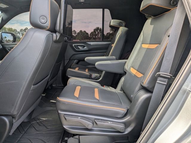 Used 2024 GMC Yukon AT4 w/ Technology Package AWD/4WD image 14