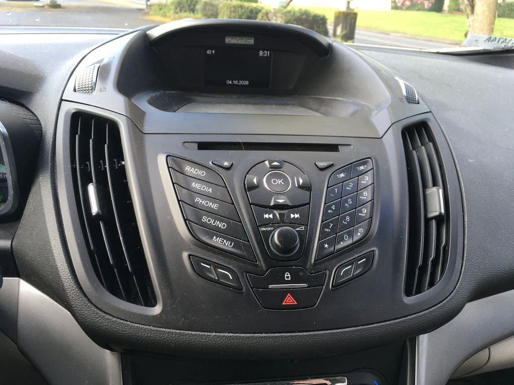 Used 2015 Ford C-MAX SE image 10