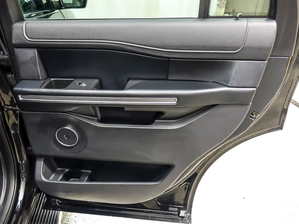 Used 2021 Ford Expedition XLT AWD/4WD image 23
