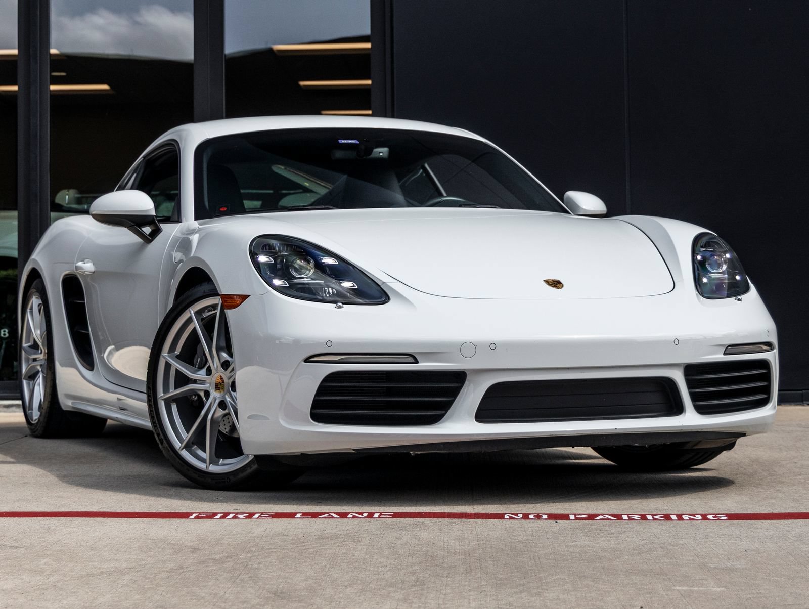 Certified 2024 Porsche 718 Cayman RWD image 6