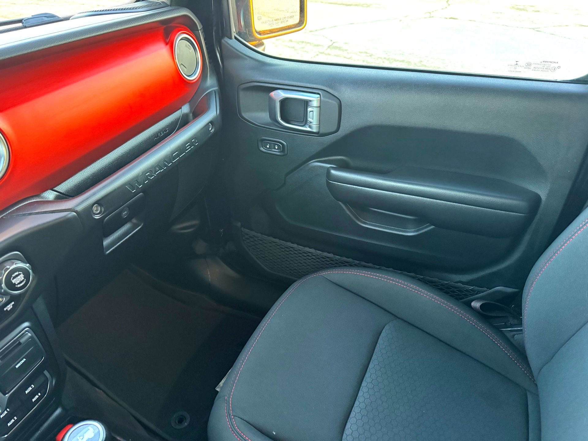 Used 2021 Jeep Wrangler Unlimited Rubicon w/ Steel Bumper Group image 30