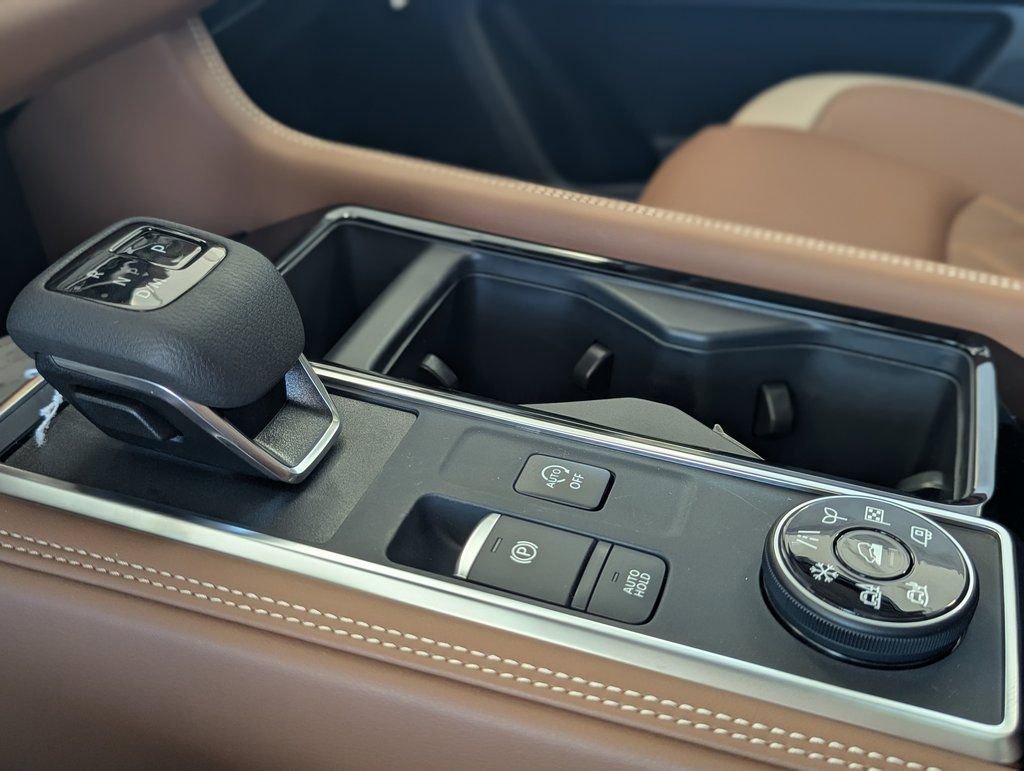 New 2026 Nissan Pathfinder Platinum image 24