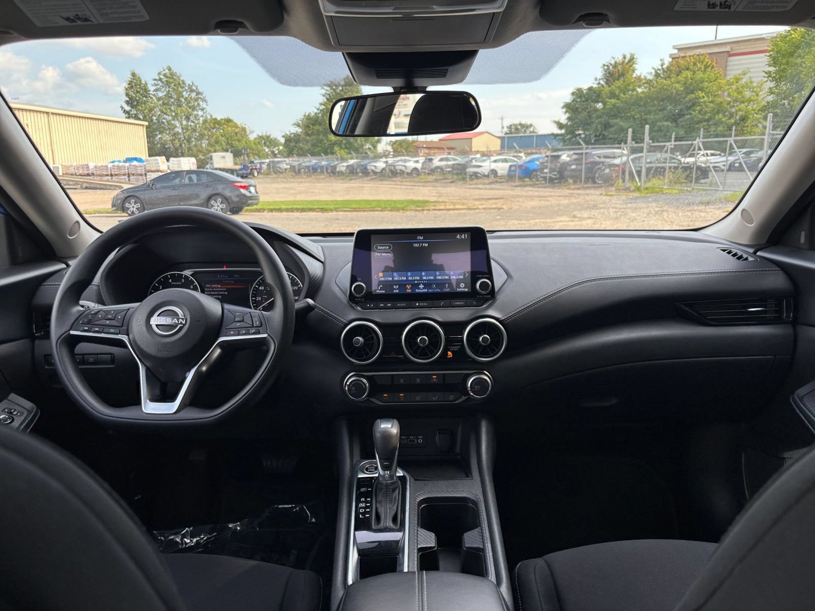 Used 2025 Nissan Sentra SV FWD image 26