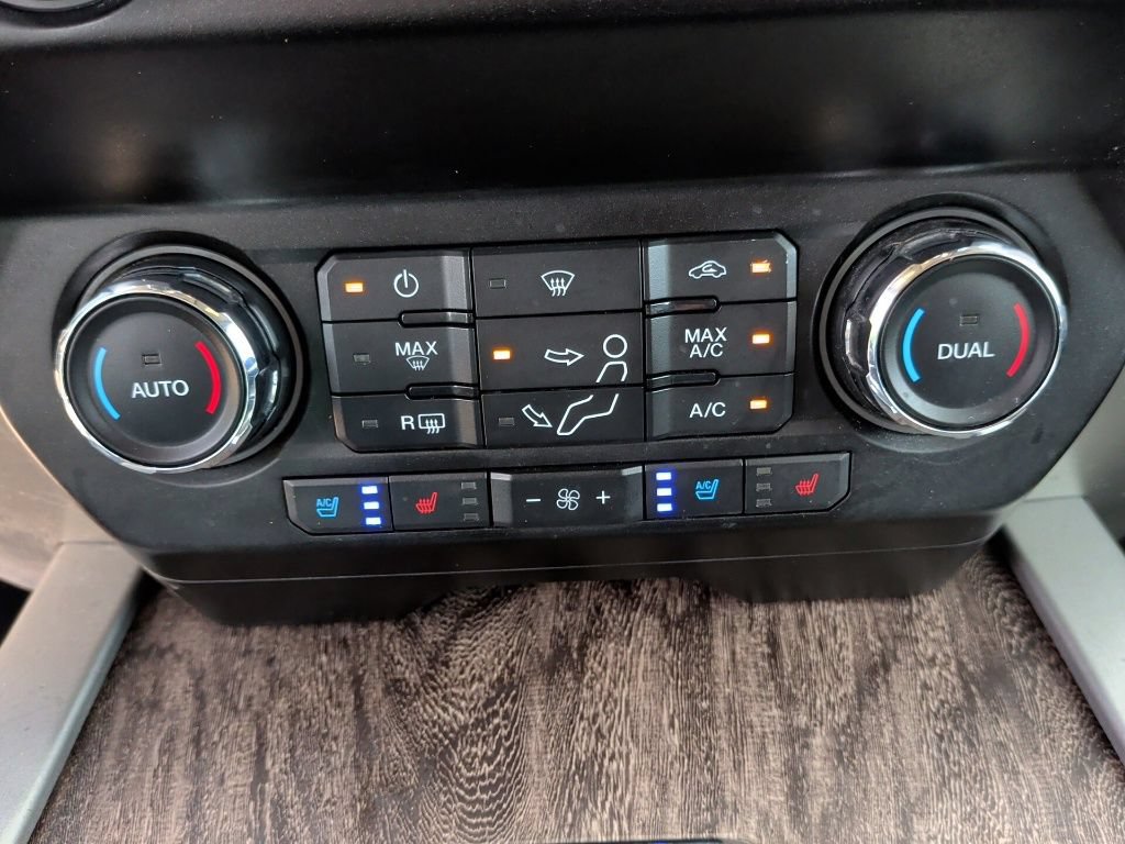 Used 2019 Ford F250 Lariat w/ Lariat Value Package AWD/4WD image 32