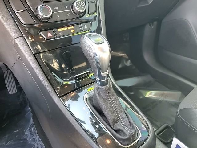 Used 2020 Buick Encore Preferred image 22