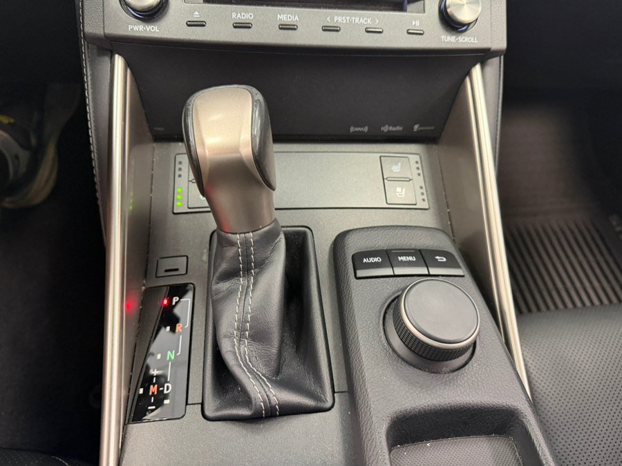 Used 2015 Lexus IS 250 w/ Premium Package RWD image 55