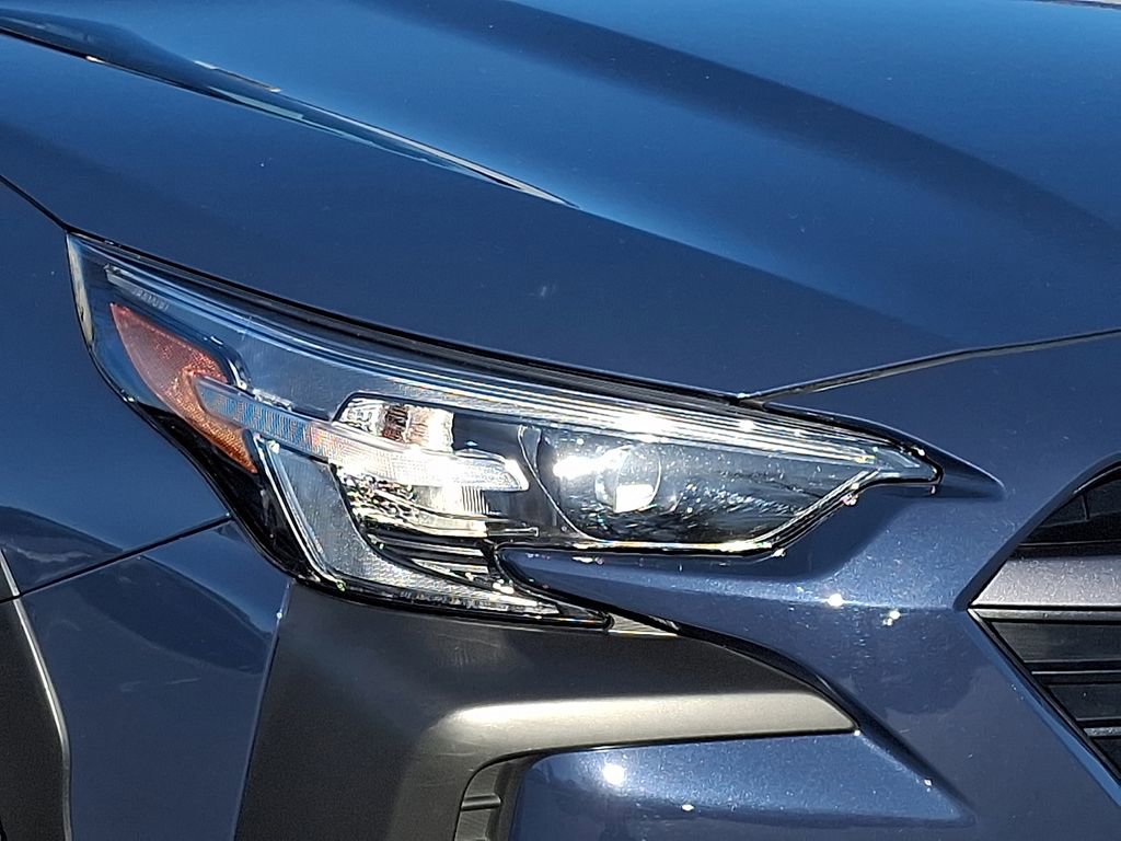 Used 2023 Subaru Outback Premium image 9