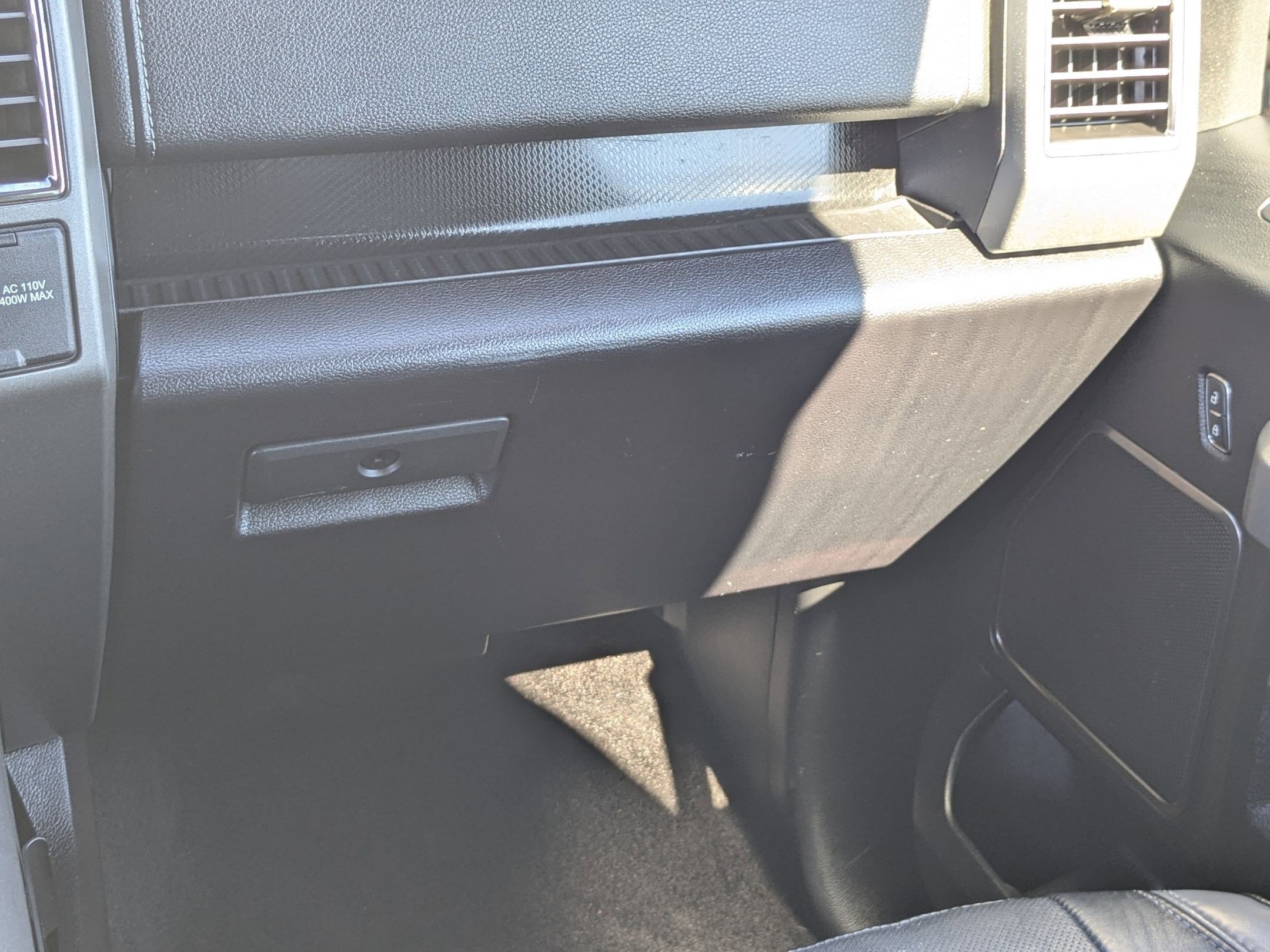 Used 2017 Ford F150 Raptor w/ Equipment Group 802A Luxury image 31