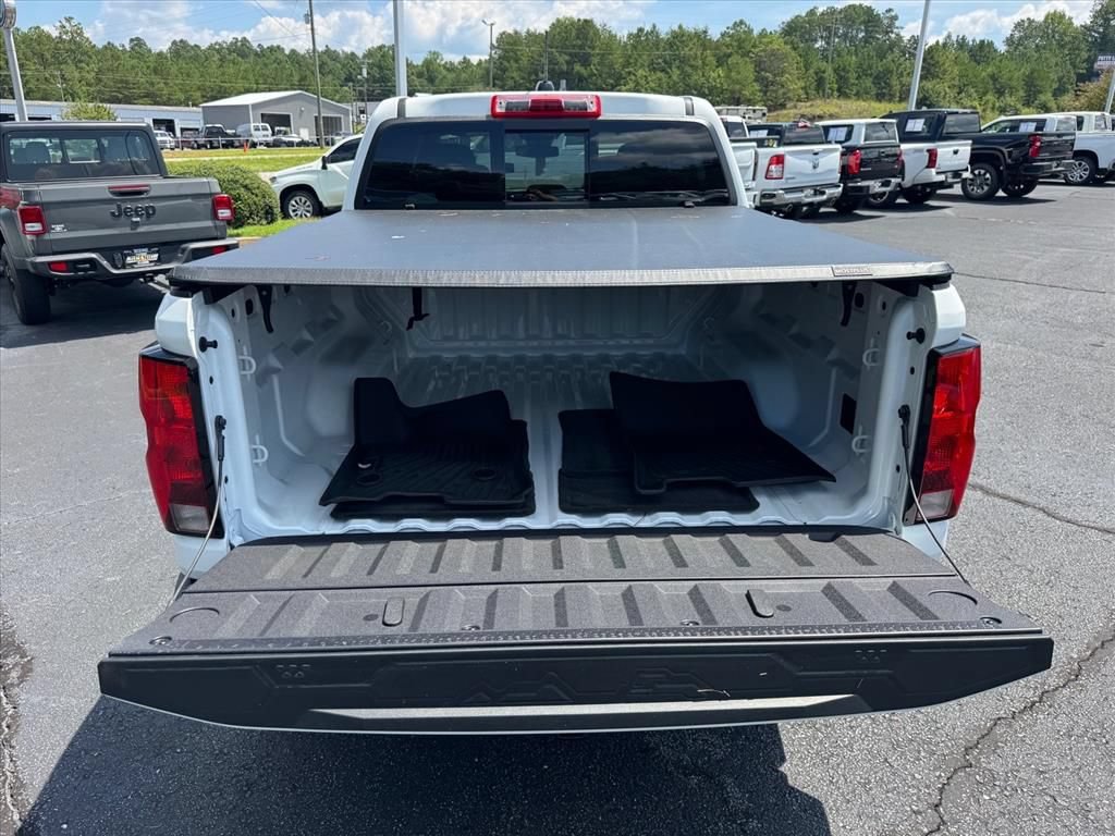 Used 2026 Chevrolet Colorado Trail Boss AWD/4WD image 10