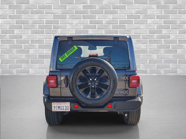 Used 2025 Jeep Wrangler Unlimited Sahara AWD/4WD image 7