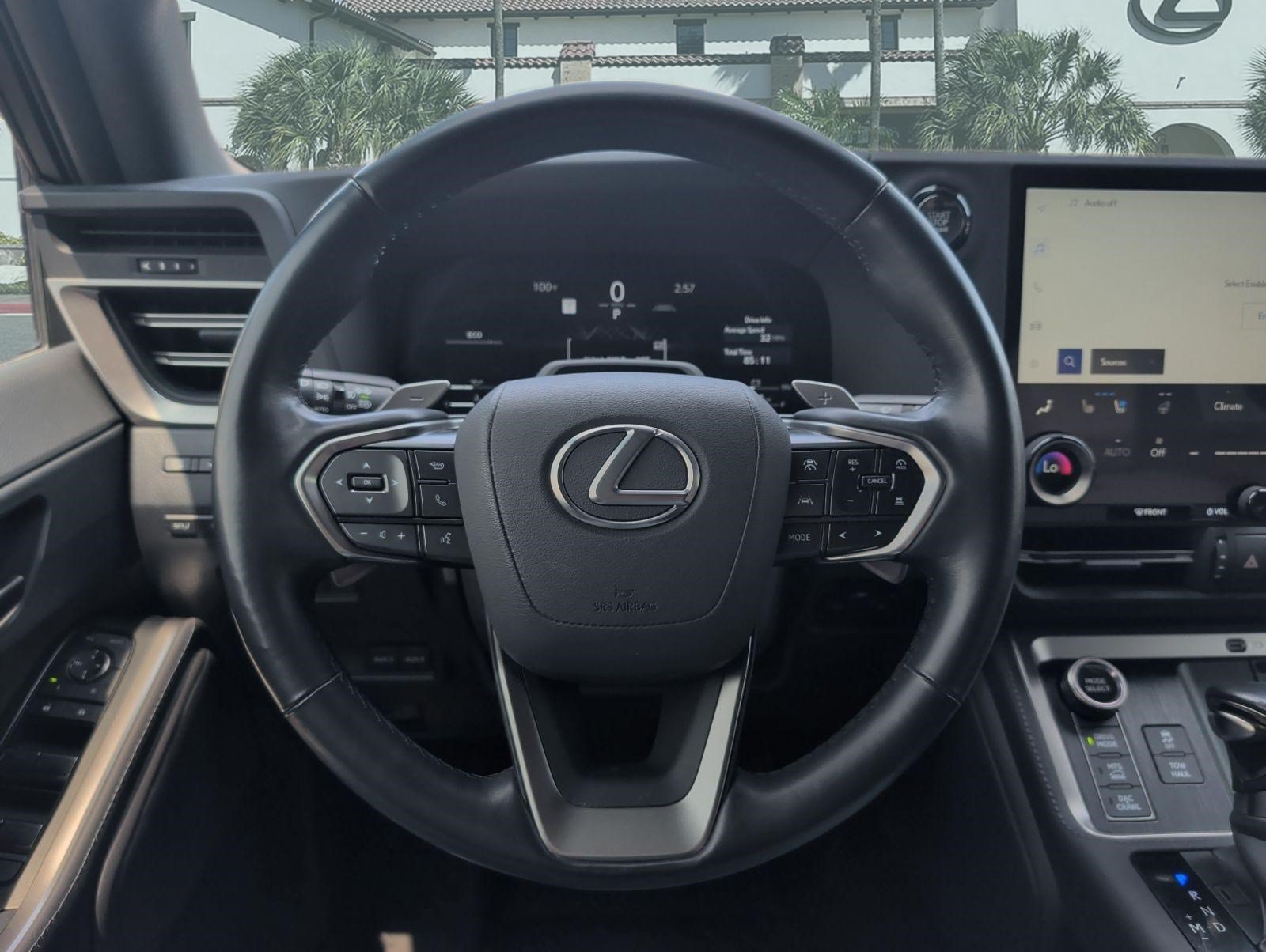Used 2025 Lexus GX 550 AWD/4WD image 13