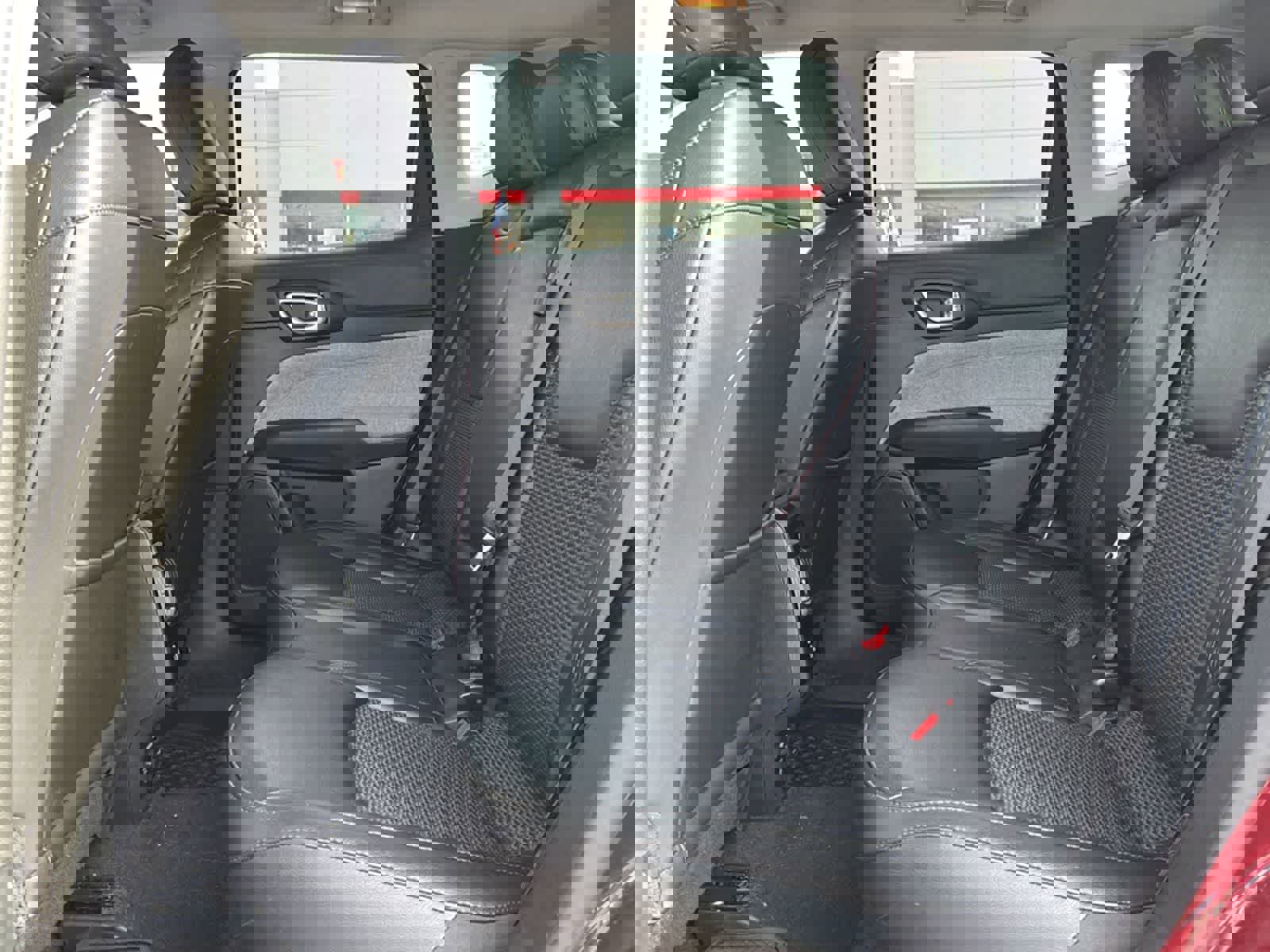 Used 2022 Jeep Compass Latitude w/ Convenience Group image 17