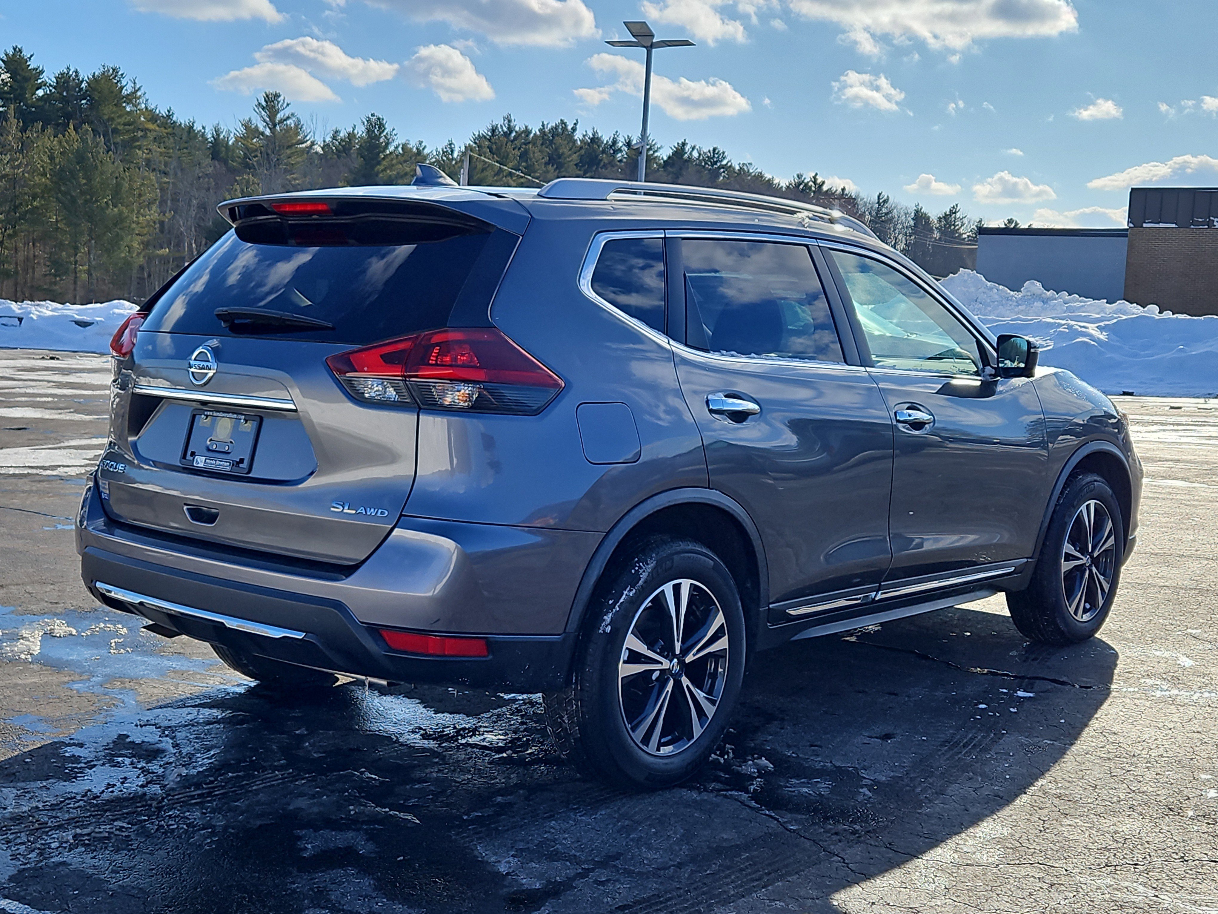 Used 2018 Nissan Rogue SL image 7