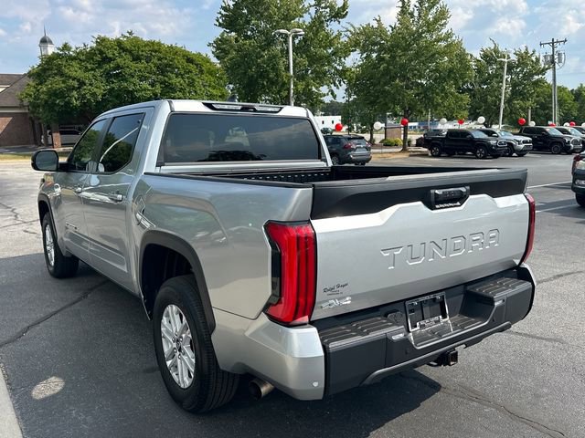 Used 2025 Toyota Tundra SR5 w/ SR5 Premium Package AWD/4WD image 5