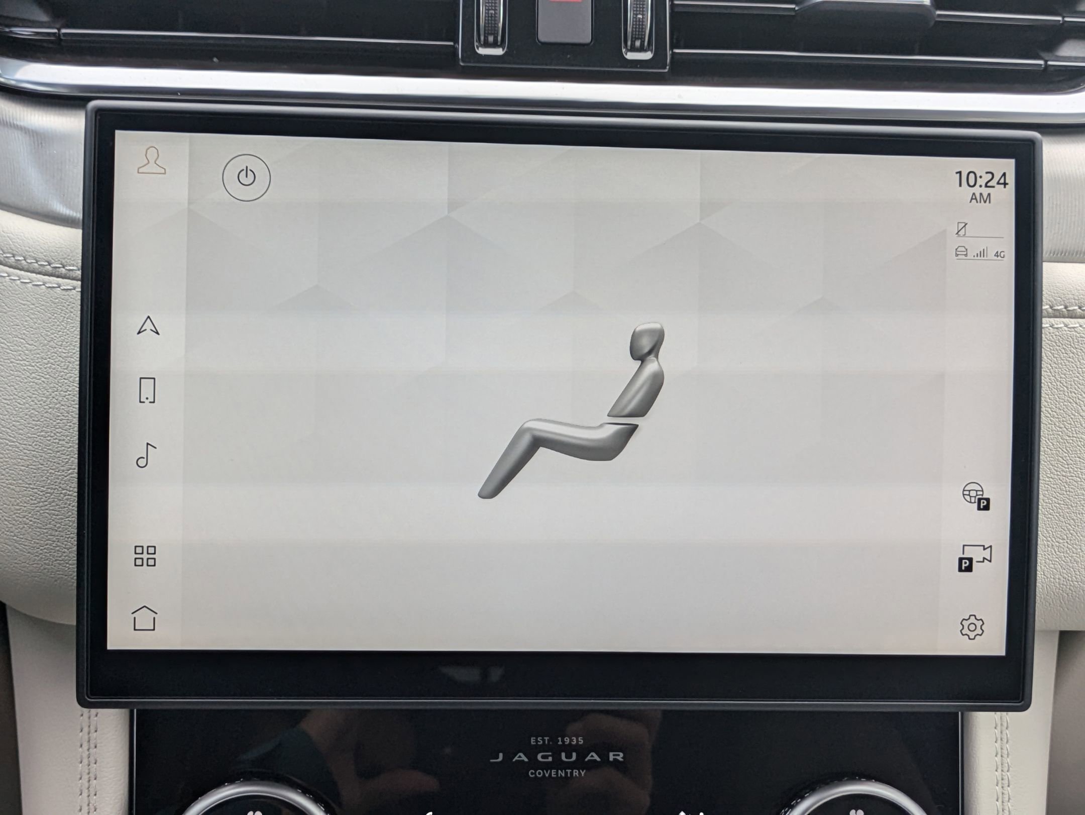 Used 2026 Jaguar F-PACE R-Dynamic S image 14